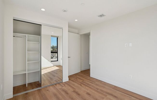 2 beds, 2 baths, 854 sqft, $4,095