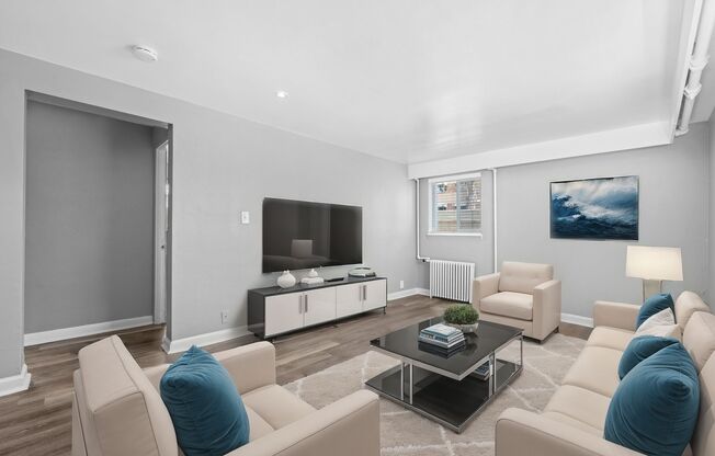 Mayfair - Remodeled Units - Must See! ***
