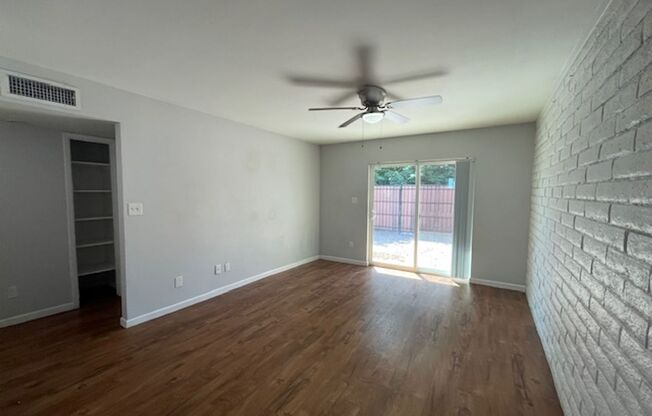 2 beds, 1 bath, 780 sqft, $1,650