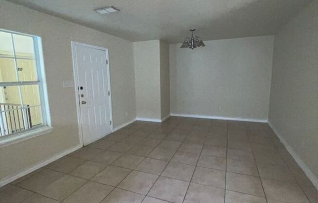 2 beds, 1 bath, 900 sqft, $1,195, Unit Villa Dorada 6