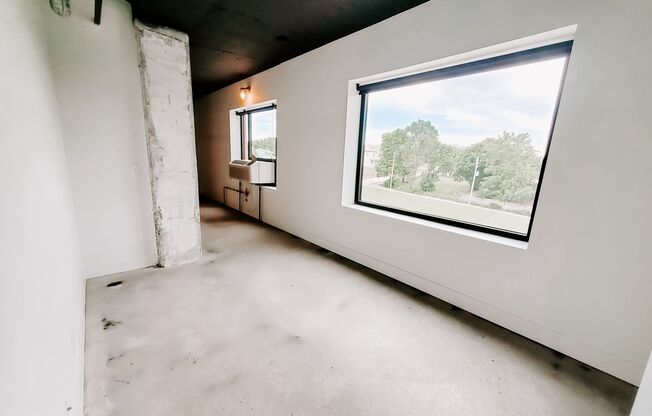 Studio, 1 bath, 480 sqft, $1,015, Unit D505