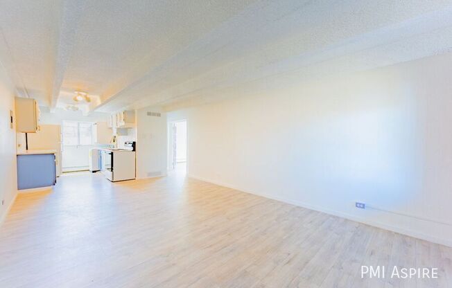 1180 Yosemite St. Apt# 307