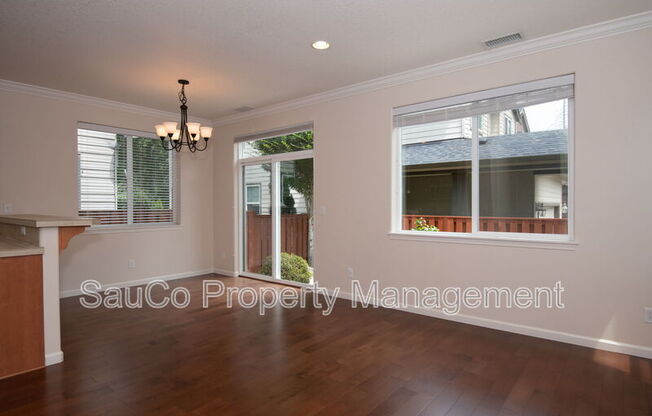 292 NE 66 AVE