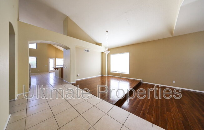 6336 W MISTY WILLOW LN