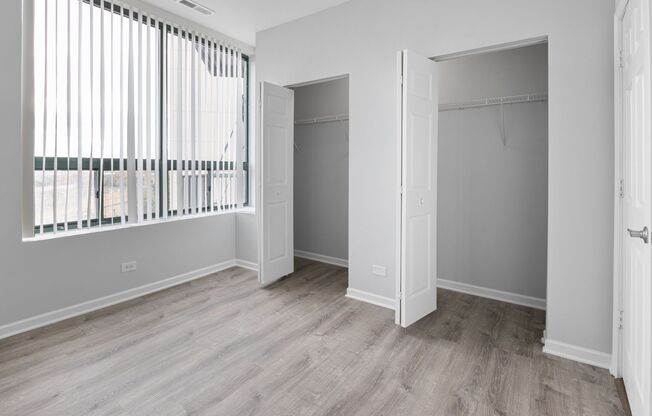 2 beds, 2 baths, 900 sqft, $2,550, Unit 406