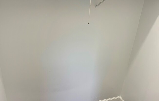 Studio, 1 bath, 495 sqft, $810, Unit N-0413