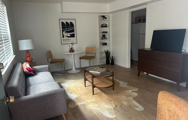 1 bed, 1 bath, 622 sqft, $1,085, Unit 202