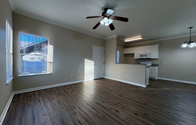 1 bed, 1 bath, $1,650, Unit #H55