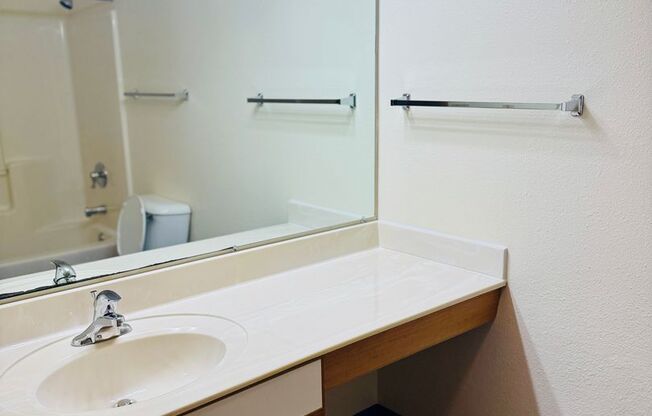 2 beds, 2 baths, 1,125 sqft, $1,675, Unit 2608C104