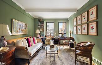 320 E 57 ST