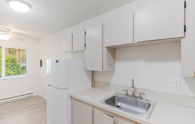 2 beds, 2 baths, 986 sqft, $1,695, Unit 1403
