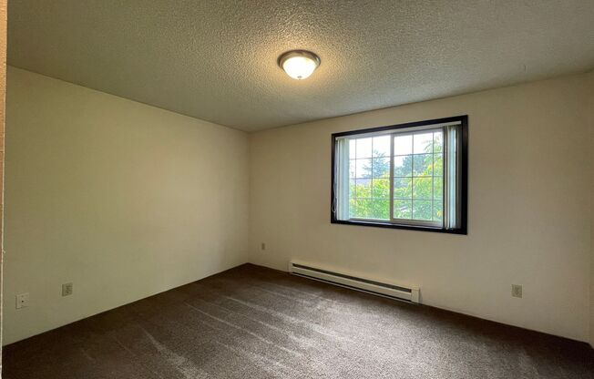 1 bed, 1 bath, 600 sqft, $895, Unit Unit 9