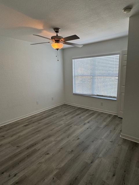3 beds, 2 baths, 1,296 sqft, $2,000