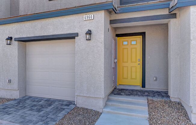 Brand new 3 bedroom Town House by DR Horton Home in Skye Hills Masterplan community