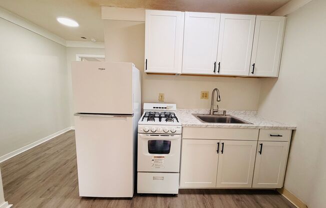 One Bedroom on Quiet Mt Washington Street