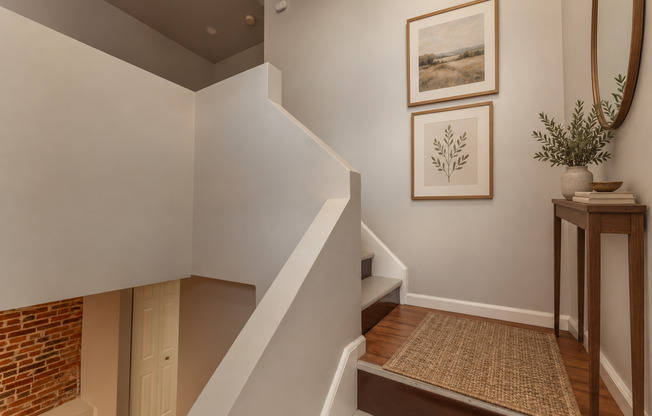 1 bed, 1 bath, 750 sqft, $1,045, Unit 1014