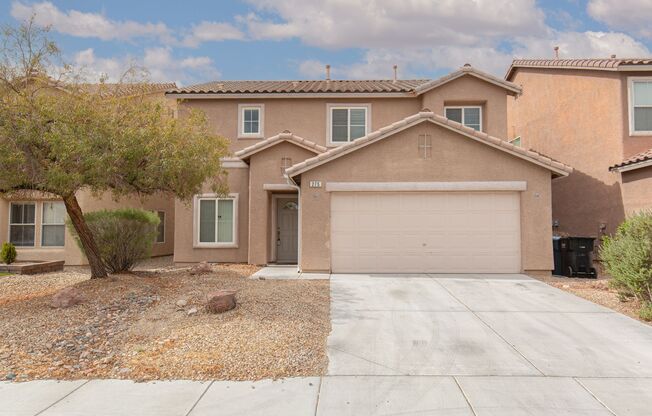 SILVERADO RANCH - LARGE 4 BEDROOM, 2.5 BATH