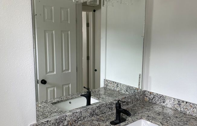 2 beds, 1 bath, 780 sqft, $1,285, Unit 347 I