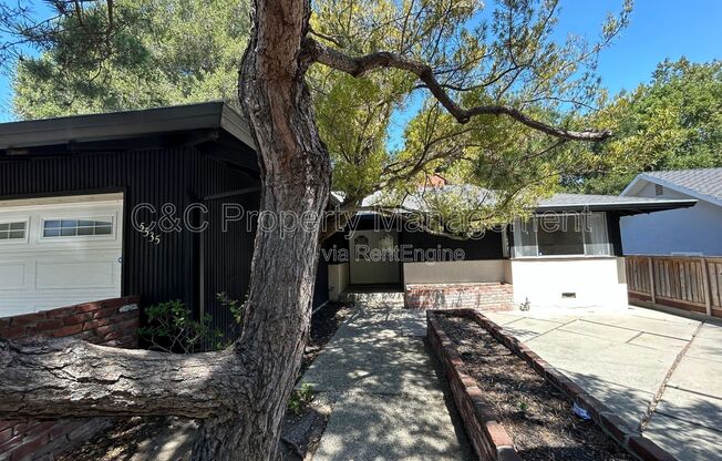 5535 OLINDA RD