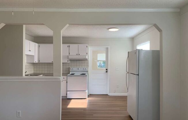 Updated 2 Bedroom 1 Bath in Central Gulfport