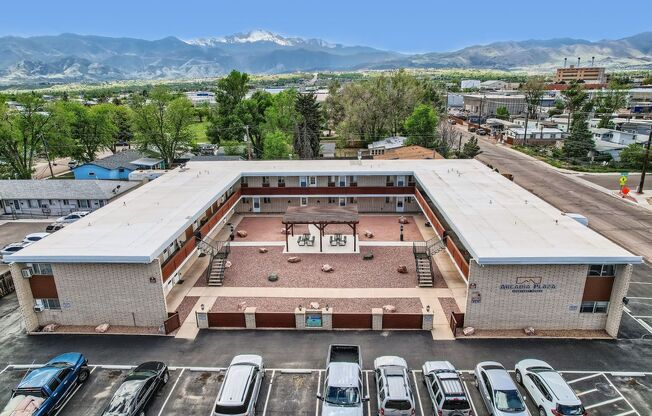 2 beds, 1 bath, $1,195, Unit Apt. 217