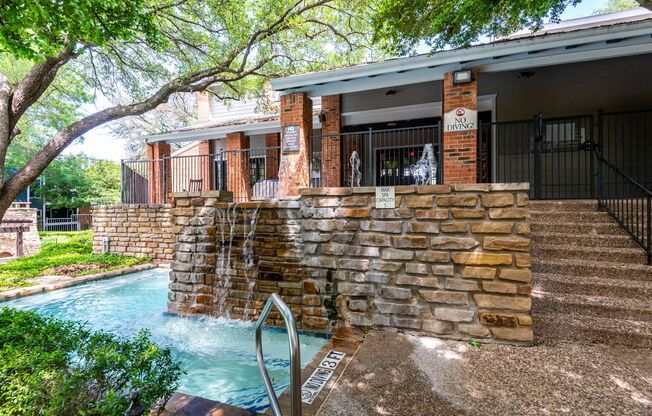 1 bed, 1 bath, 713 sqft, $845, Unit 1018