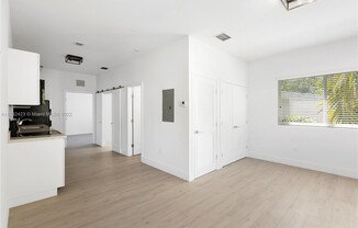 624 SANTANDER AVE