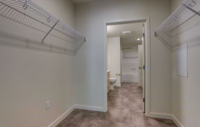 1 bed, 1 bath, 721 sqft, $2,295, Unit 518