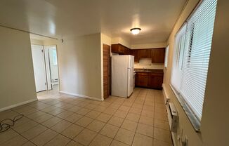 1 bed, 1 bath, 380 sqft, $500, Unit 5