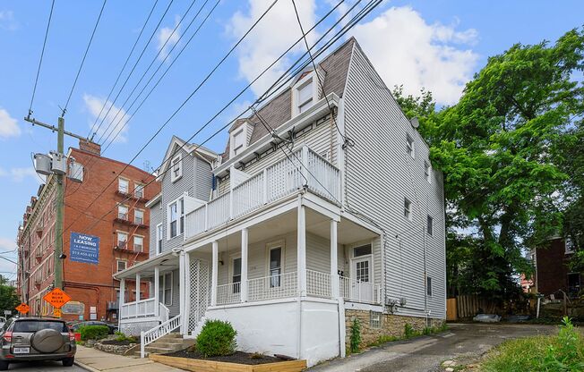 1514-1516 William Howard Taft Rd.