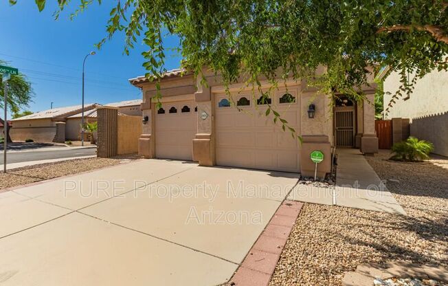 10652 W CORONADO RD
