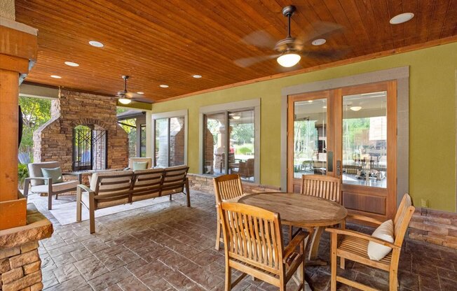 Outdoor Lounge at Deer Creek Apartment Homes