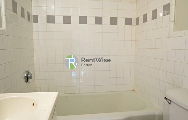 1212 COMMONWEALTH AVE