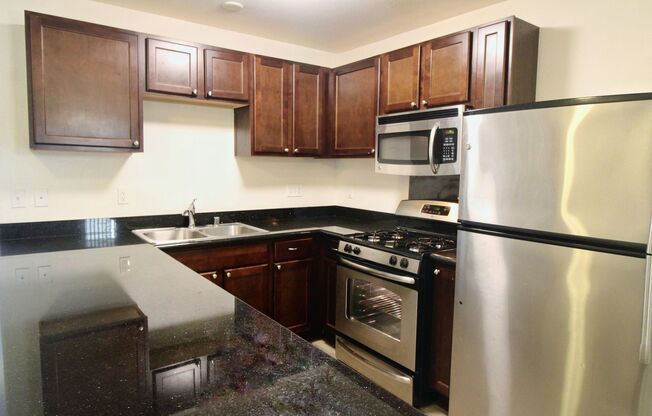 2 beds, 2 baths, 1,034 sqft, $2,995, Unit 415