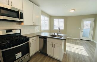 500-502 23rd Ave