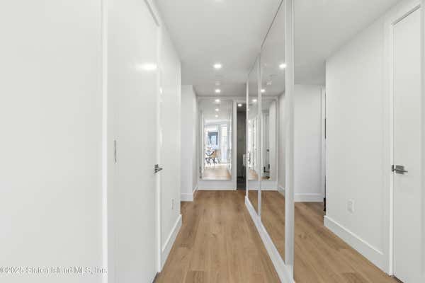 5 STUYVESANT PL