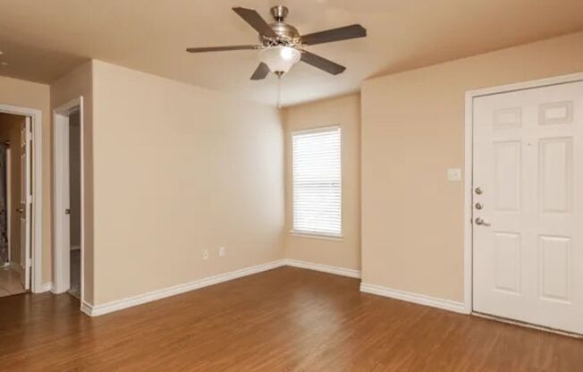 1 bed, 1 bath, 650 sqft, $884, Unit 0029