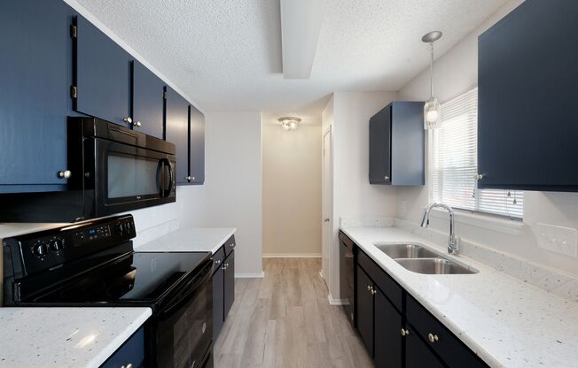 Charming 3-Bedroom Near Randolph AFB