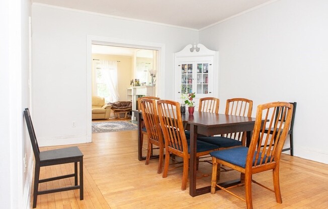 1743 COMMONWEALTH AVE