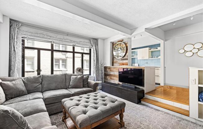25 W 54 ST