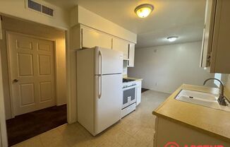 1 bed, 1 bath, 600 sqft, $925, Unit 1849 Golden State Ave K