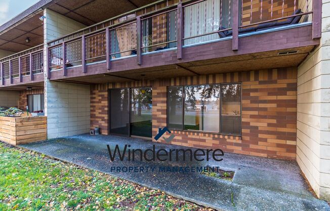 Windermere PM: 2 bedroom/2 bath condo