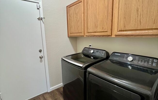 3 beds, 2 baths, $2,100