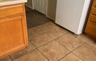 3 beds, 2 baths, $1,500