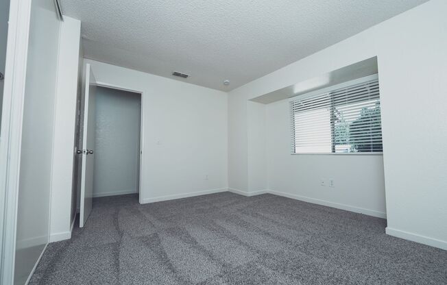 2 beds, 2 baths, 1,020 sqft, $1,850, Unit 30