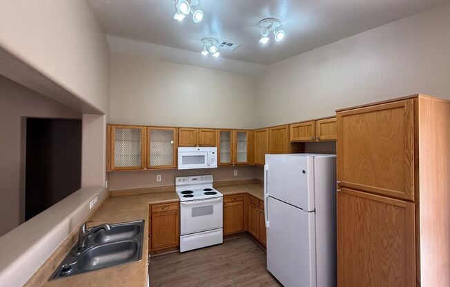 Beautiful Home in Copper Basin Community!