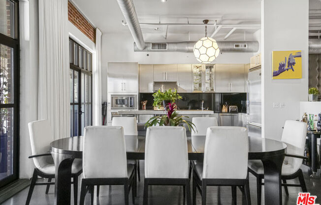 1 bed, 1 bath, 1,560 sqft, $7,500, Unit 1007