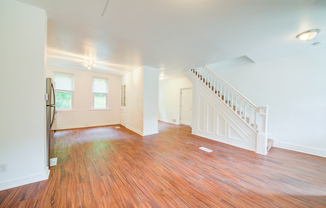 AVAILABLE AUGUST 2024 - RENOVATED 2+ Bedroom Home in MT. WASHINGTON!