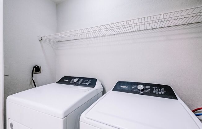 2 beds, 2 baths, 1,000 sqft, $1,450, Unit 2041