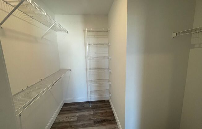 2 beds, 1 bath, 627 sqft, $2,600, Unit 205